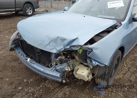 2011 Subaru Impreza 2.5I z USA, uszkodzony, nr VIN JF1GE6A64BH14238